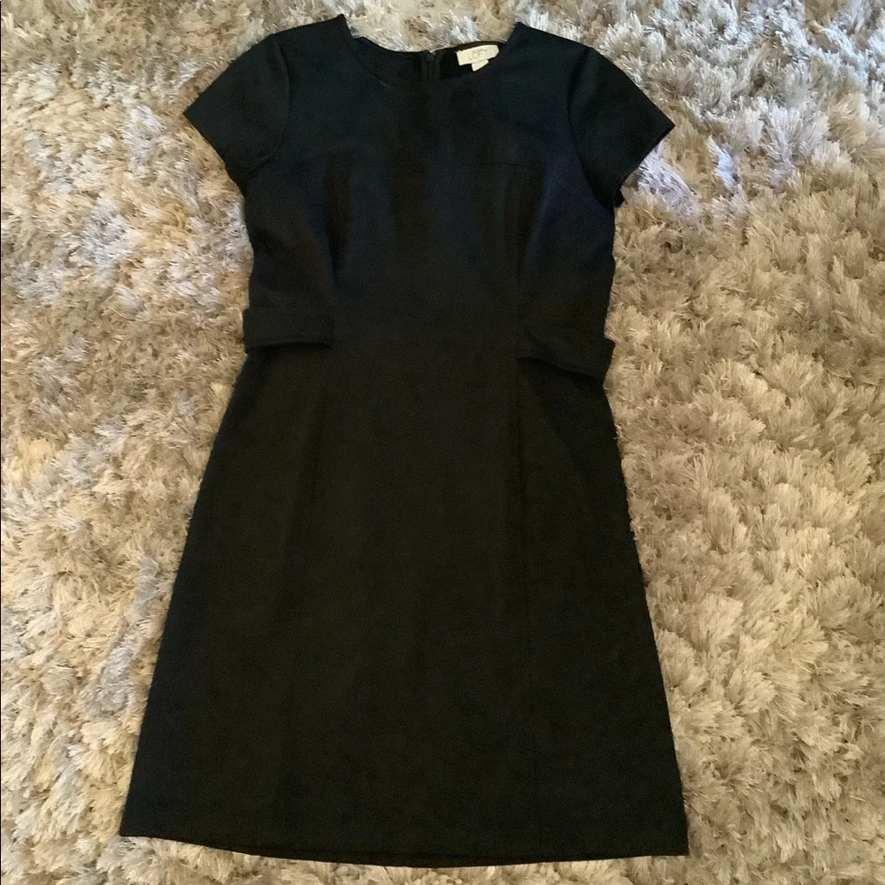 LOFT Black A-Line Knit Short Sleeve Dress Size 6
